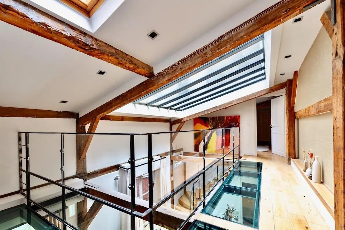 דירות Paris 8 - Opera - Rue Constantinople - Duplex 8 Pieces 0*,  צרפת