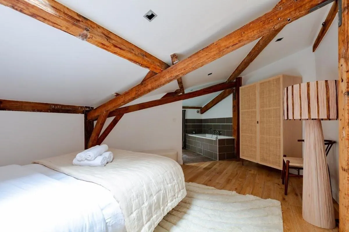 Paris 8 - Opera - Rue Constantinople - Duplex 8 Pieces Apartment