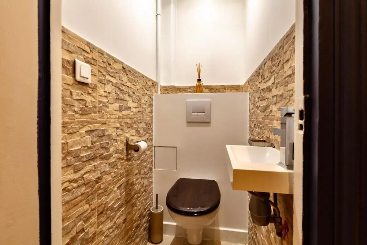 Paris 8 - Opera - Rue Constantinople - Duplex 8 Pieces Apartment France